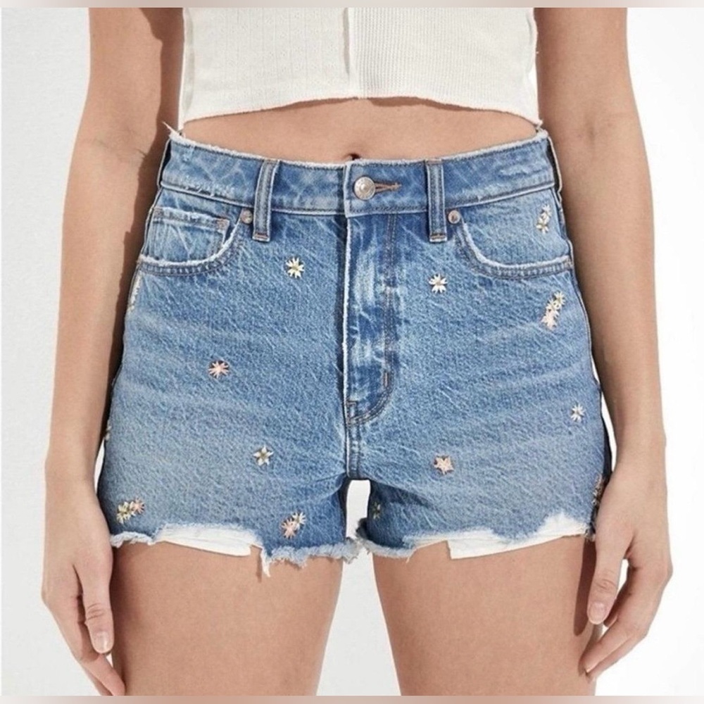 American Eagle floral embroidered denim mom shorts